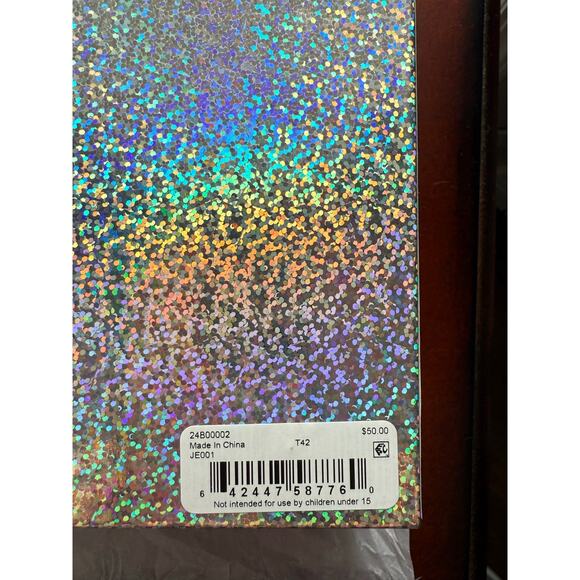 NIB Macy's - 12 Piece Holographic - Kids Gift Set - Picture 6 of 6